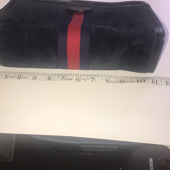 GUCCI SUEDE POUCH - Picture 12 of 14